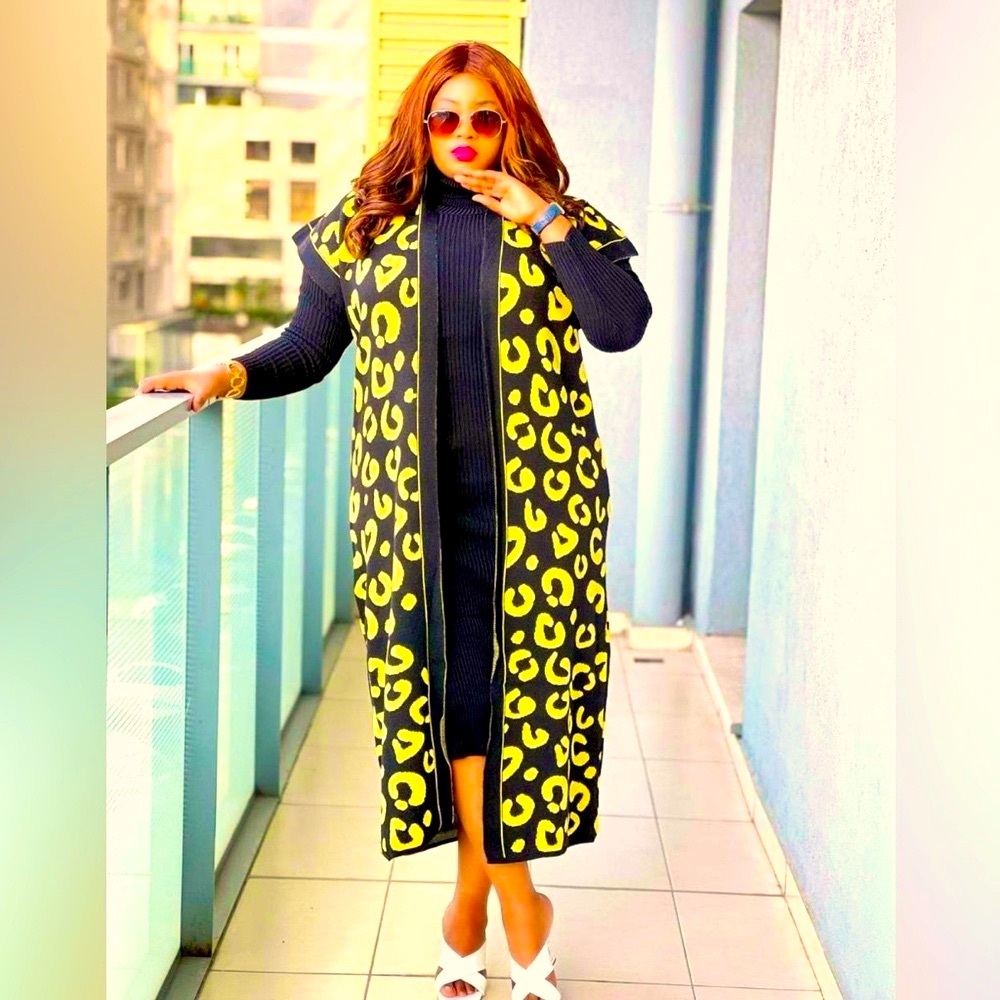 Brand new 2 pieces winter yellow dress set .